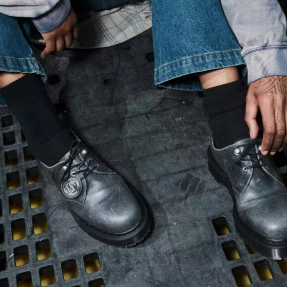 MADE IN ENGLAND ~ DR. MARTENS 1461 HERITAGE LEATHER OXFORD / DERBY MSRP$280 - Picture 3 of 16